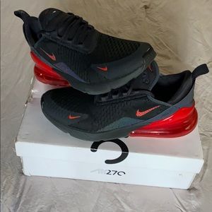 One Air Max 270